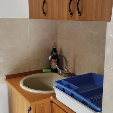 Gesztenyes Ueduelo Appartement *