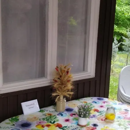 Gesztenyes Ueduelo Appartement