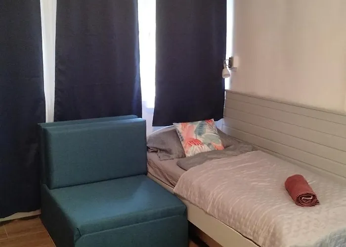 Gesztenyes Ueduelo Apartment *